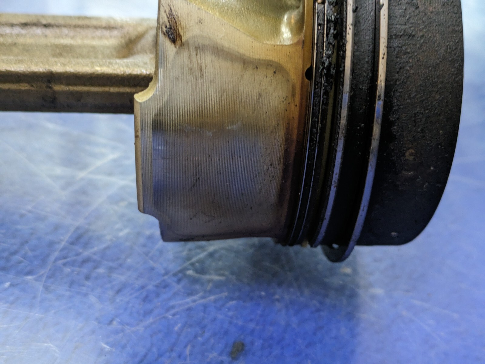 6.0L W12 Twin Turbo Engine Piston rod Bentley Continental GT Flying Spur
