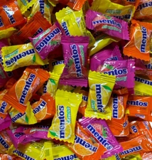 MENTOS FRUIT Chewy Candy, Strawberry, Orange, Lemon - Fun Size Minis (2 Pounds)
