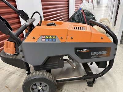 #ad Generac LP5500 Portable Propane Power Generator Low Hours Runs Great $425.00