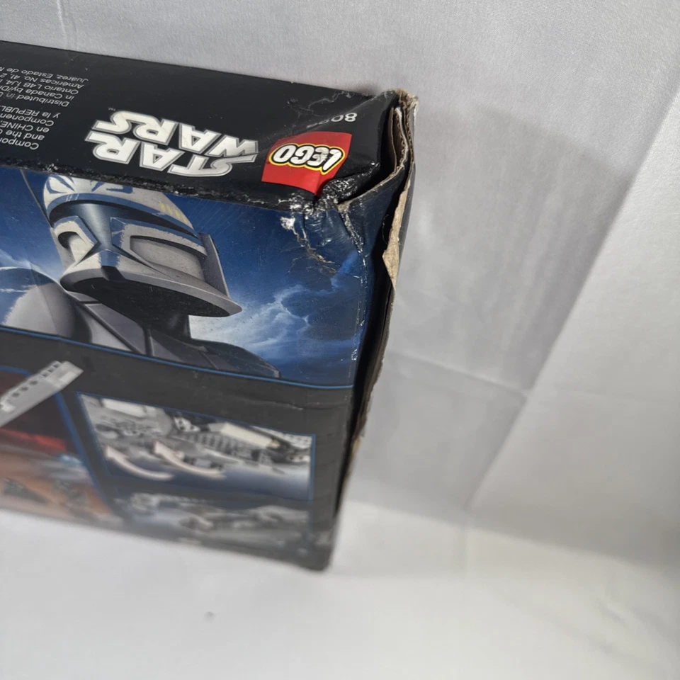LEGO Star Wars Emperor Palpatine's Shuttle (8096) Damage Box Brand New - Image 2 of 3