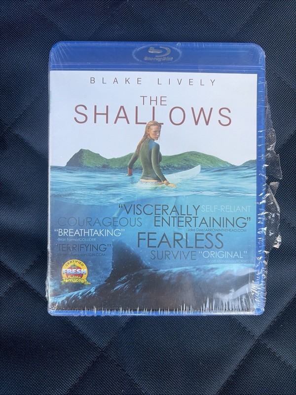 The Shallows (Blu-ray, 2016) No Digital LIKE NEW! Blake Lively