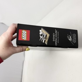 LEGO ARCHITECTURE: Sydney Opera House (21012) Complete In Box