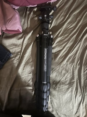 MeFOTO Roadtrip Tripod A1350Q1C Aluminum Ball Head, Orange/Black