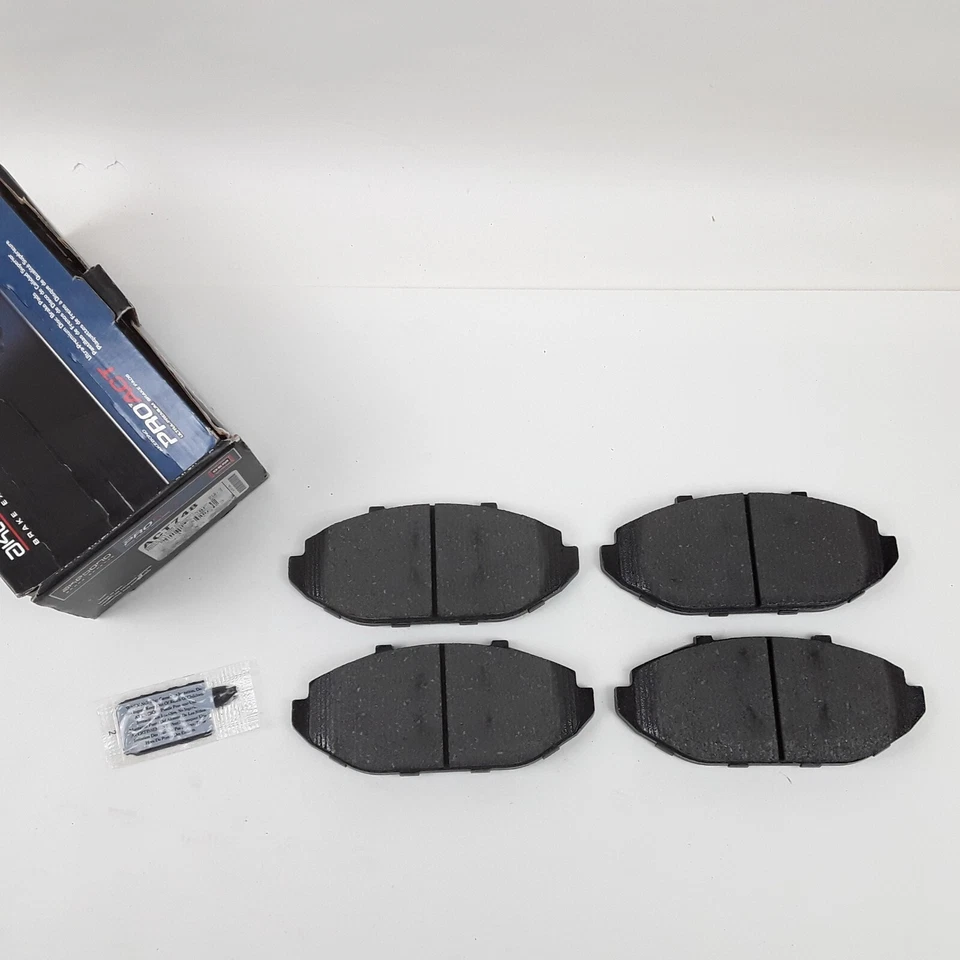 Akebono ACT748 Front Disc Brake Pad Set Fits Lincoln Mercury Ford 1998-2002 - Image 2 of 4