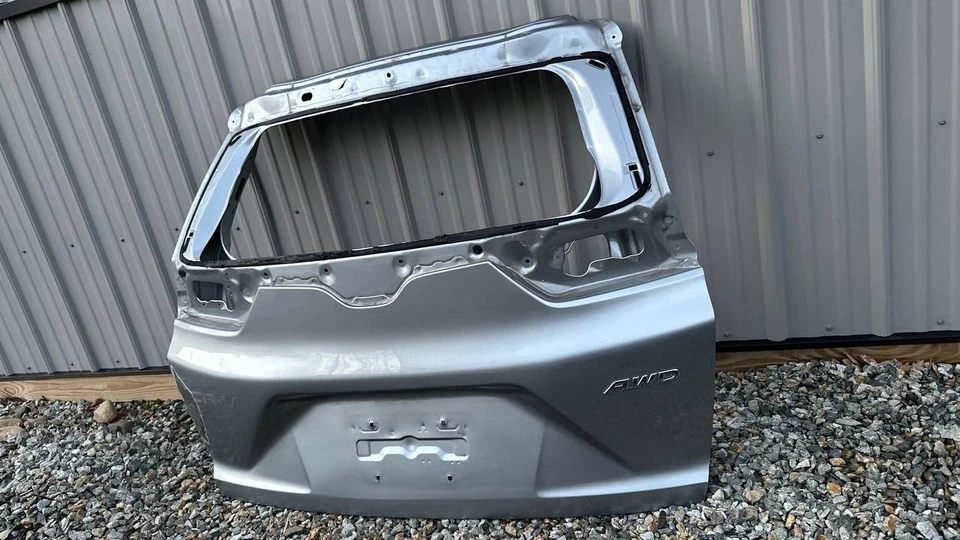 !!️ ¡¡SIN ENVÍO!!️ PUERTA TRASERA MALETERO HONDA CR-V CRV 2017 - 2022 Foto 3 de 4