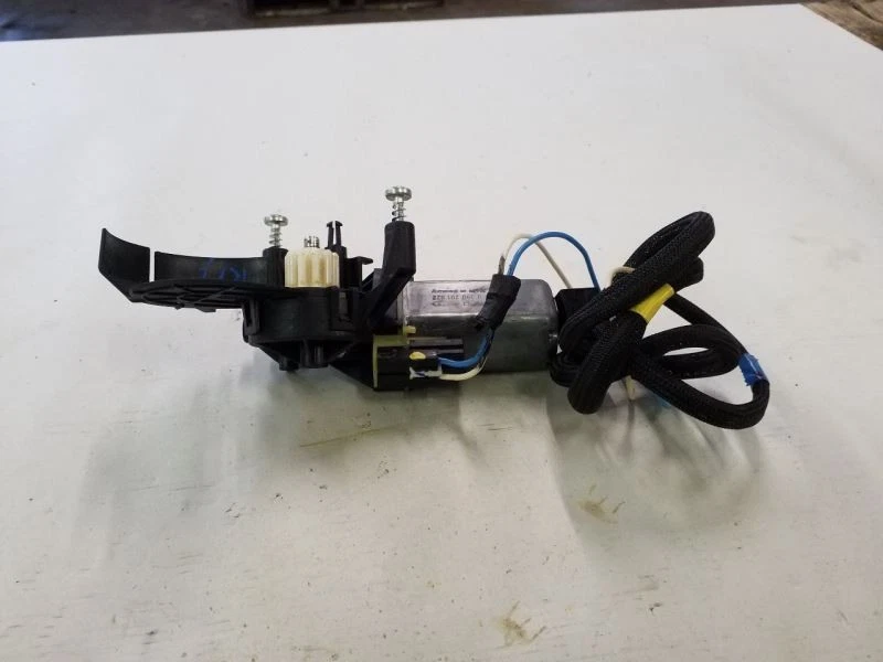 Motor reclinable trasero asiento pasajero delantero | 94 95 96 97 98 mercedes-benz c230 c280 Foto 2 de 4