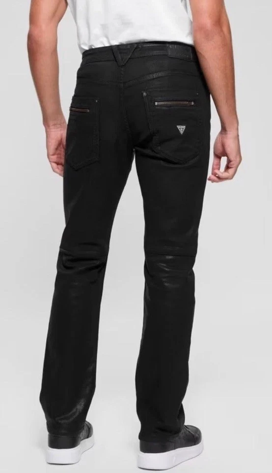 Jean recto GUESS Eco Mateo para hombre recubierto negro azabache 32Wx32L Foto 2 de 4