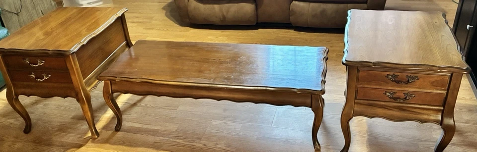 Juego de mesa auxiliar y café estilo francés Hammary Foto 4 de 4