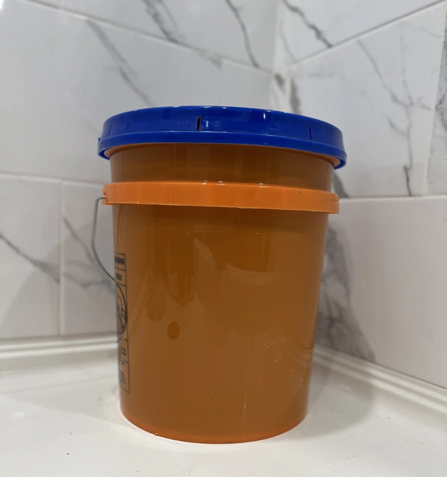 Cubo de 5 galones de lavandería, detergente para platos o suavizante de telas recogida en PA. Foto 2 de 3