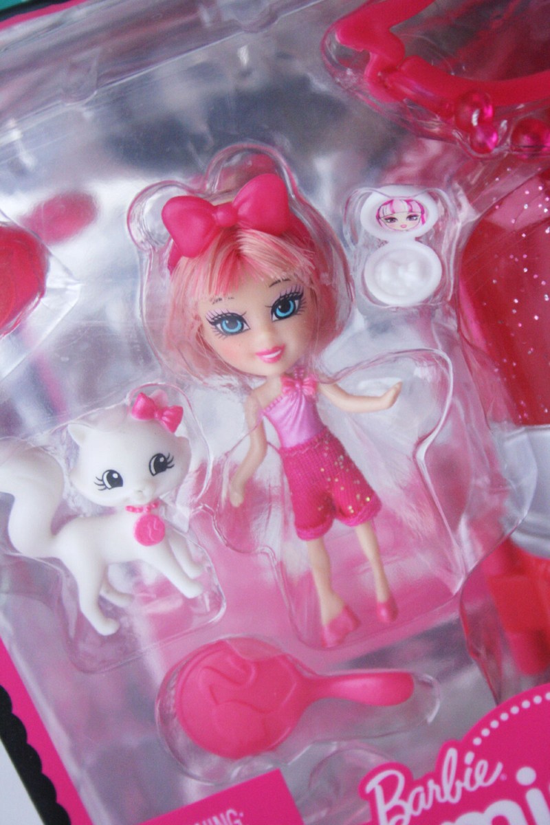 BARBIE 2009 BARBIE MINI B DOLL WITH KITTY #4 T5725 MATTEL NEW