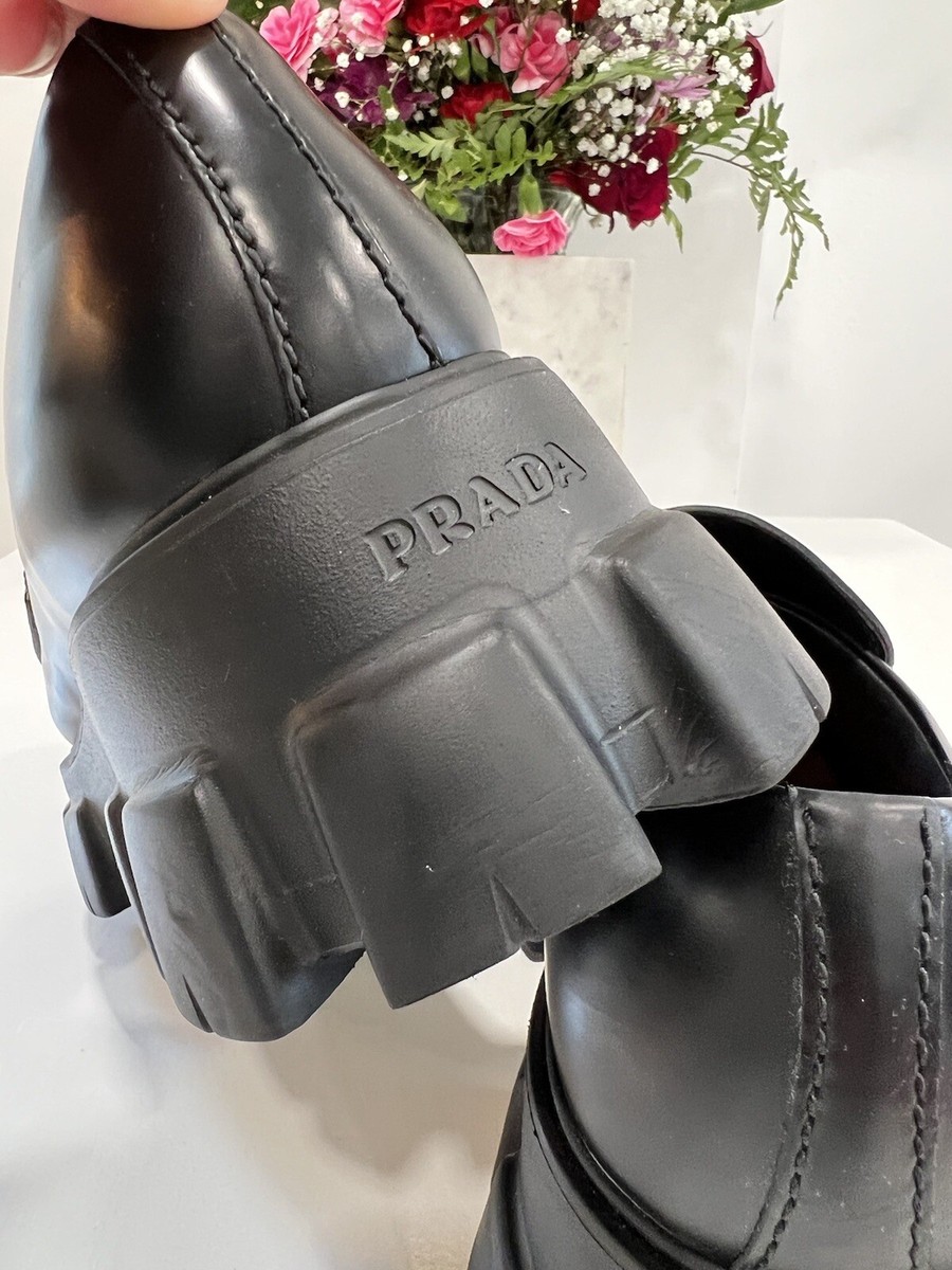 Prada Monolith LUG SOLE Loafer Black Men display picture 1