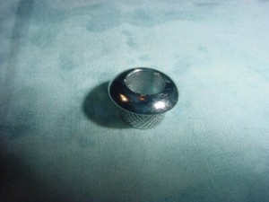 VINTAGE ORIGINAL GUITAR TUNING MACHINE STRING POST FERRULE