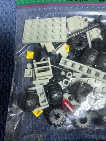 LEGO Classic Space 6880 Surface Explorer 100% Complete