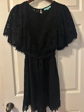 Melissa Odabash size Large Black Eye Let Lace Dress Pre-0wned