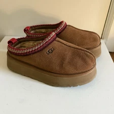 UGG authentic Tazz Platform Chestnut Slippers Woman’s size 6