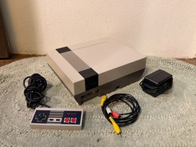 Original NES Console + 2 Zelda Cartridges + 1 Controller and Cables (NEW 72 pin)