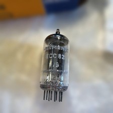 Siemens ECC83 12AX7 Vacuum Tube Vintage with Box