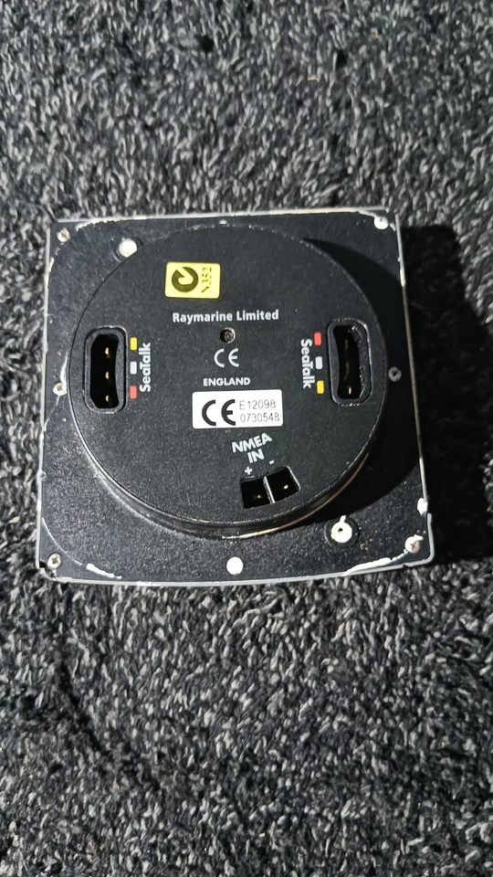 Raymarine Raytheon ST6001+ Seatalk Autopilot Head E12098  - Image 2 of 2