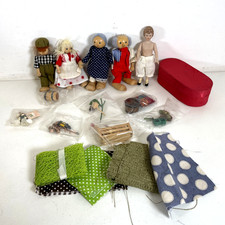 Small Bundle of Dolls House Accessories – Wooden Dolls Family & Ceramic Doll