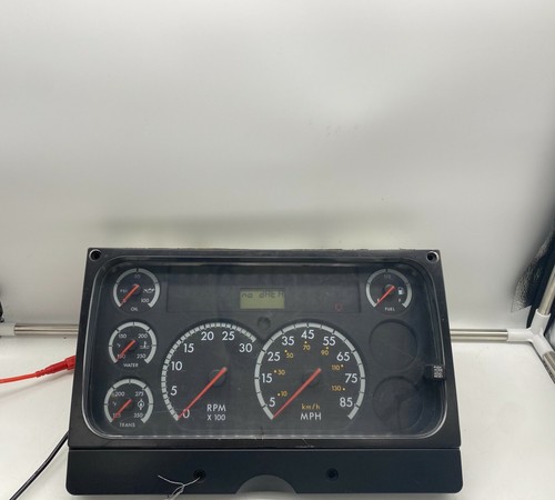 2005 FREIGHTLINER FS65 CHASSIS (MPH) USED DASHBOARD INSTRUMENT CLUSTER FOR SALE - 第 1/5 張圖片