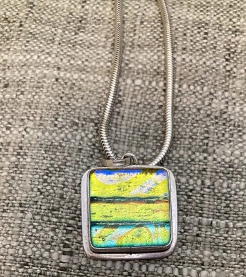 SCHÖNE 24'' Schlange Sterlingsilber Halskette grün dichroitisches Glas Kunst