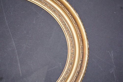 ANTICA GRANDE CORNICE OVALE DORATA IN LEGNO E STUCCHI-SPECCHIERA specchio - Foto 4 di 5