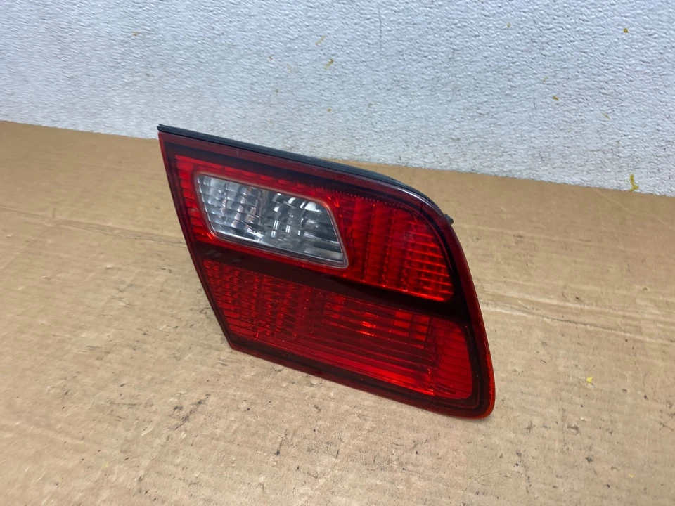 Luz trasera interior lateral izquierda Toyota Avalon 1998-1999 OEM M7651 DW Foto 2 de 4