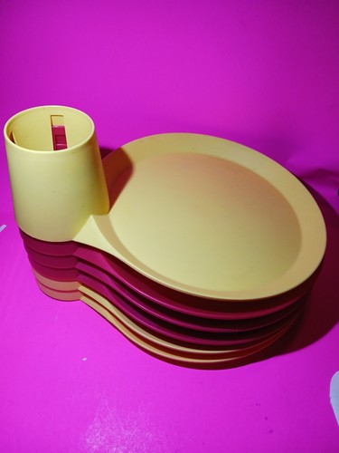 Buffet Buddy Plate and Cup Holder Red and yellow Lot of 6 - Picture 2 of 2
