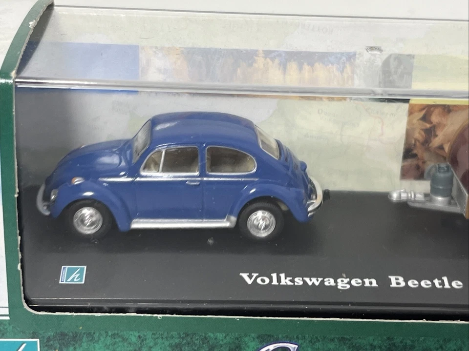 JUEGO MODELO DIECAST CARARAMA HONGWELL 1:72 - ESCARABAJO VOLKSWAGEN AZUL Y REMOLQUE Foto 2 de 3