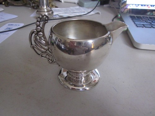 1 Antique Art Nouveau Sterling Silver Creamer, really sweet 83 grams
