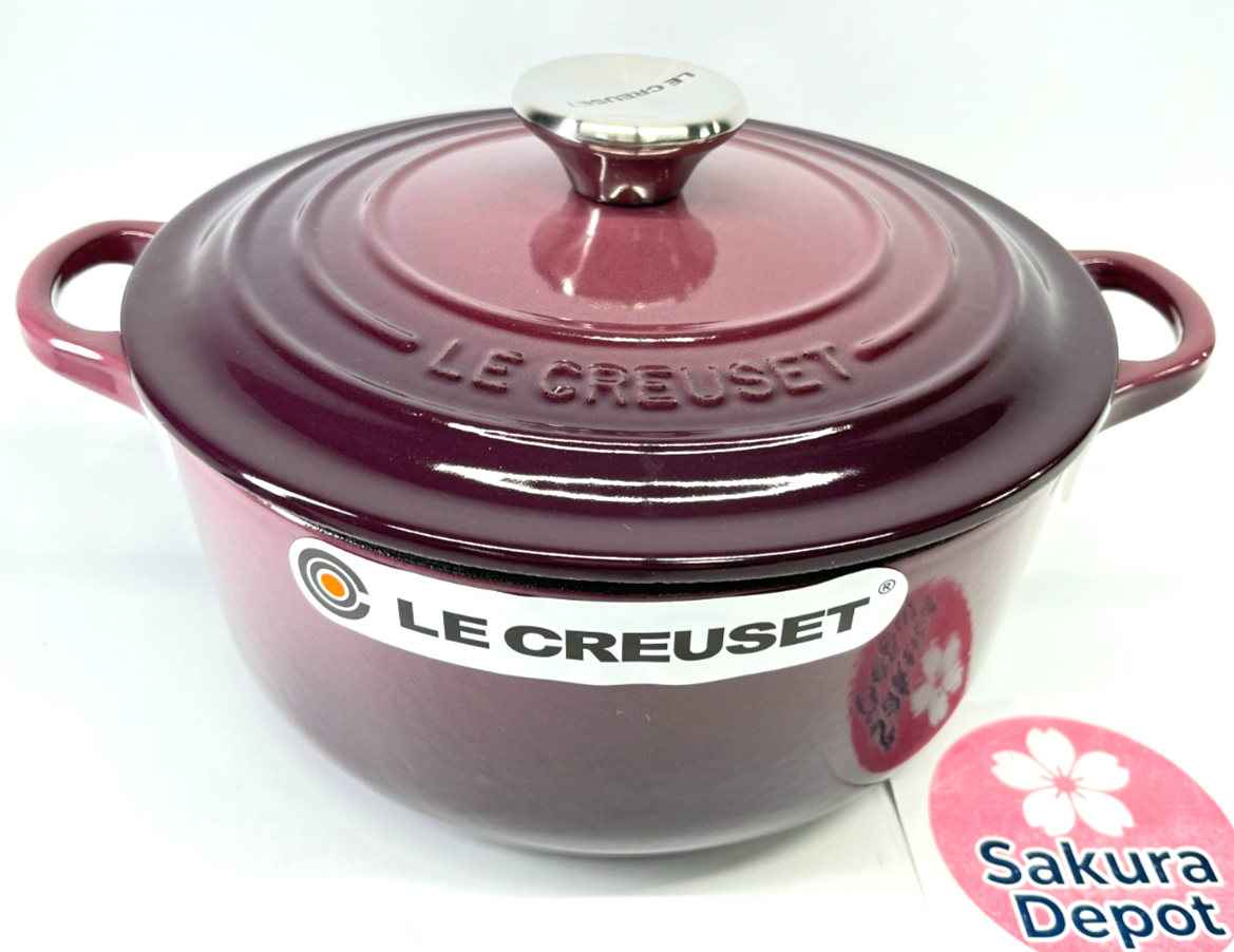 Le Creuset  Signature Cocotte Ronde 20cm Fig Cast Enamel Pot Silver Knob JPN New