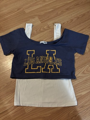 Fashion Nova LA Navy Cropped Knit Top & ASOS DESIGN White Scoop Neck Tank M