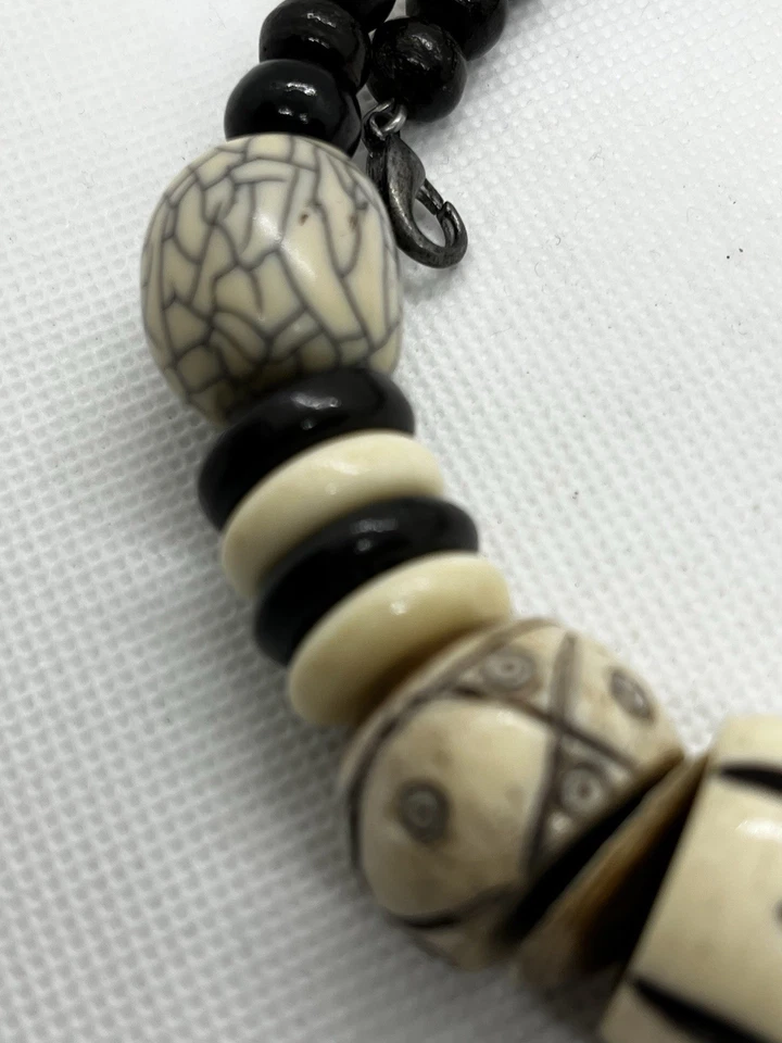 Gargantilla de cuentas gruesas sin marca 2,5" latón colgante hueso y cuentas de cerámica Foto 3 de 4