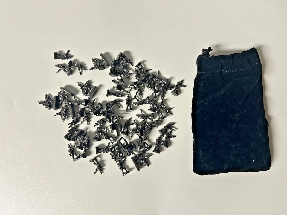 Hasbro Risk 40th Anniversary Collector's Edition Board Game. Complete and Clean. - Image 4 of 4