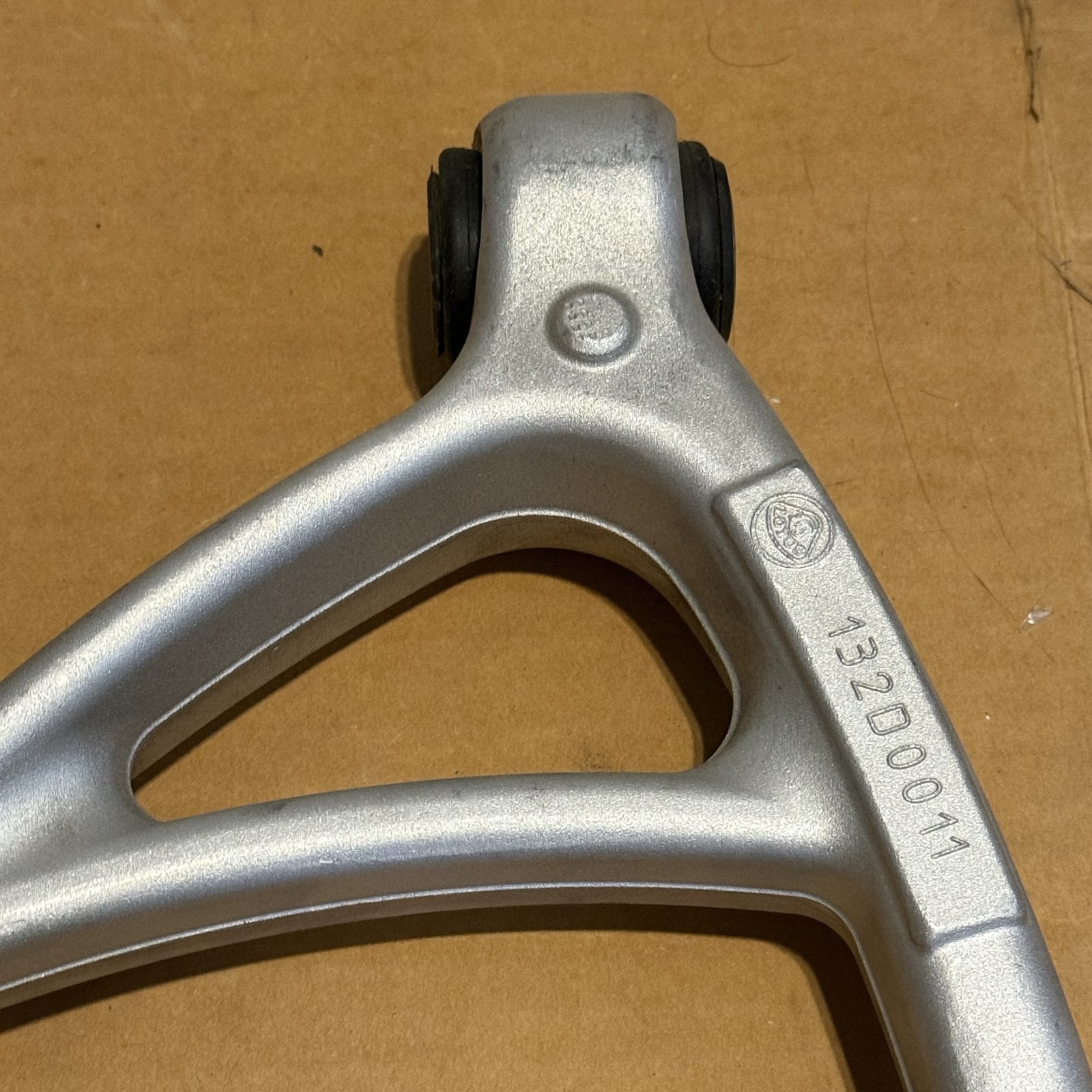 Genuine OEM Lotus Evora Rear Upper Wishbone TSB 2011/19 D132D0011F B132D0011F
