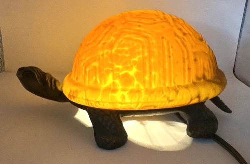VTG Turtle Lamp Amber Tiffany Style Glass Tortoise Night Light Switch Metal