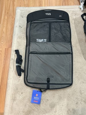 Victorinox Werks Black Bifold Deluxe Garment Bag Sleeve Traveler 2.0 NWT