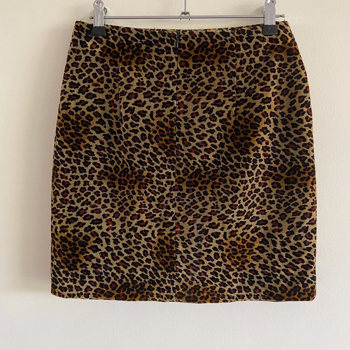 Leopard print top velvet skirt