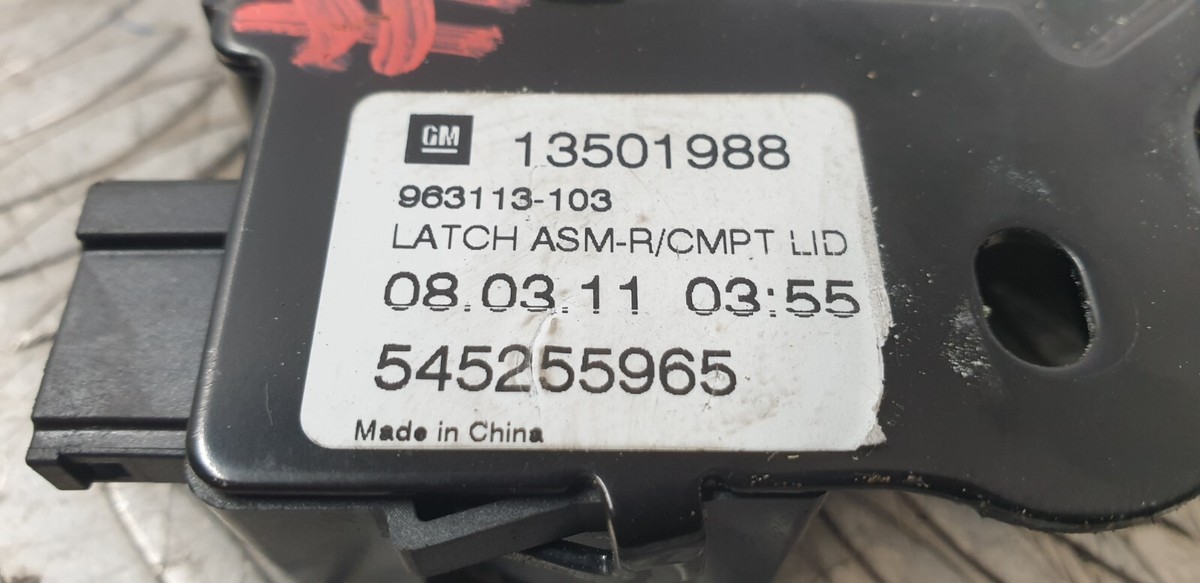 Bouton De Coffre Compatible Pour Chevrolet Orlando, Cruze, Opel Insigna A Et Meriva B (2008-2018) BOUTON OUVERTURE DE COFFRE. Centralisation De Coffre | 9012141, 13393912