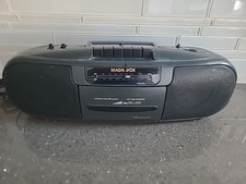 Vintage Magnavox AQ5051/17 Cassette AM/FM Portable Radio Tested Works