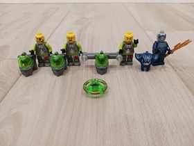 LEGO Atlantis: Neptune Carrier (8075) Complete, with Minifigs, Instructions, Box