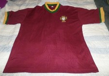 PORTUGAL NATIONAL SOCCER JERSEY~FIGO #7~PORTUGAL TEAM CREST  IN MATERIAL~SIZE M