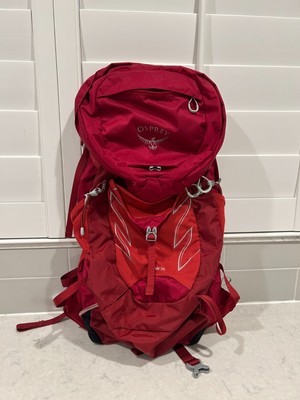 Osprey Talon 36 Hiking Backpacking pack Mens With Rain cover 