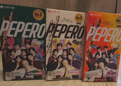   3x Stray Kids PEPERO (White cookie+crunchy+Almond) 32g
