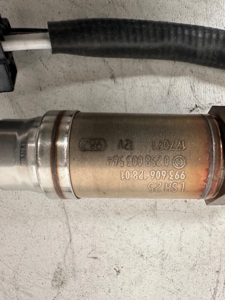 Bosch LAMDBA Oxygen O2 Sensor Fits VOLVO C70 V70 S60 S80 XC70 8627750 8631670 - Image 4 of 4