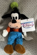 Disney Store Exclusive GOOFY Mini Bean Bag Plush Stuffed Animal 9" with tag