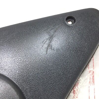 鹿ページ Left Seat Hinge Cover 71822-90300 1980-1987 Toyota Land
