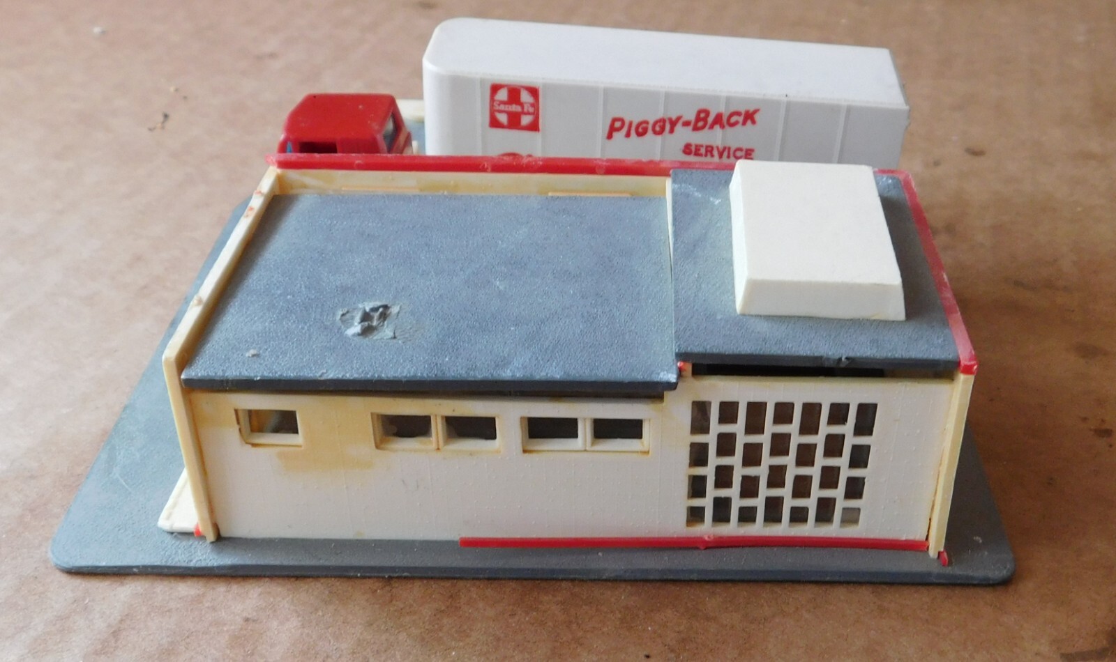 Picture 4 of 5