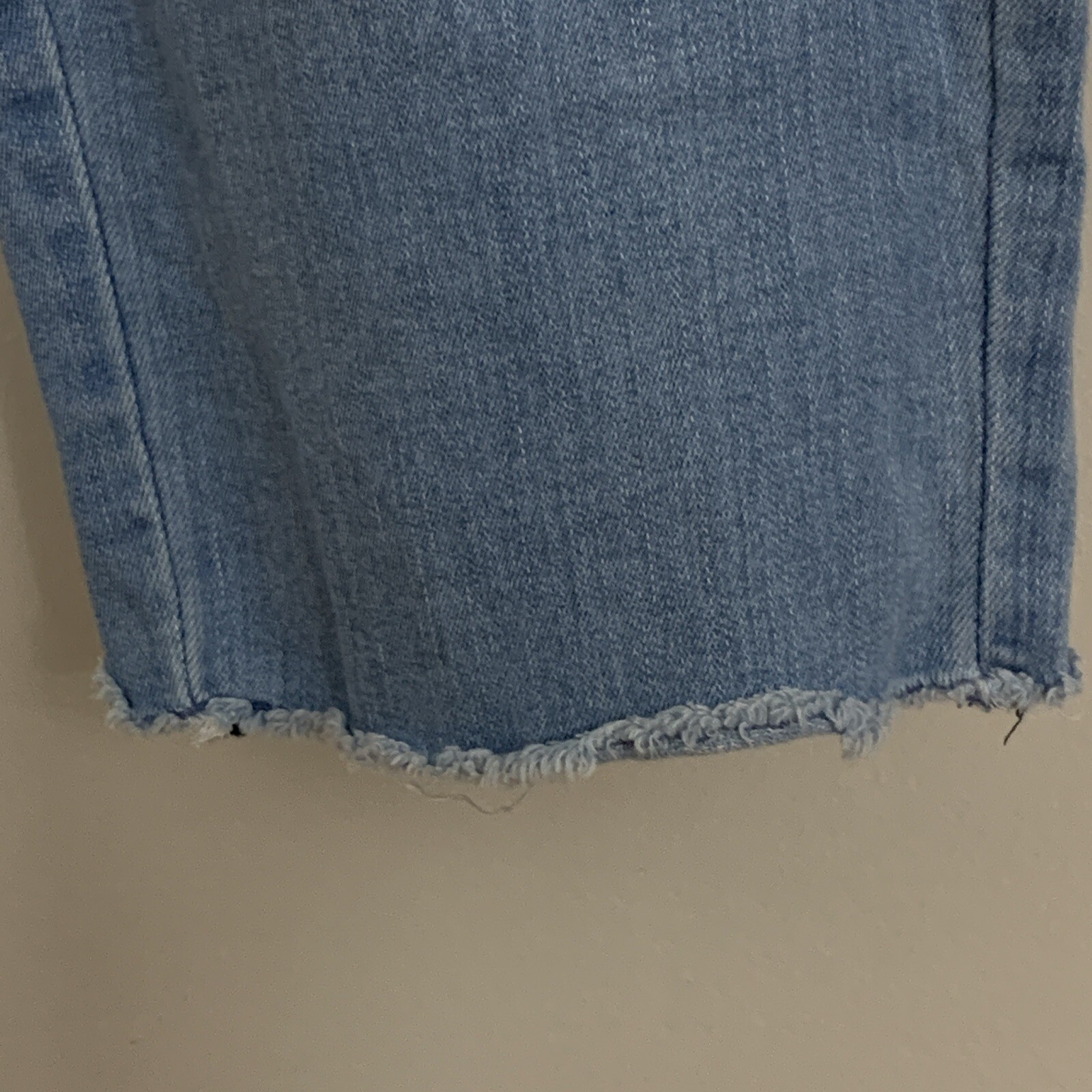 Picture 4 of 11