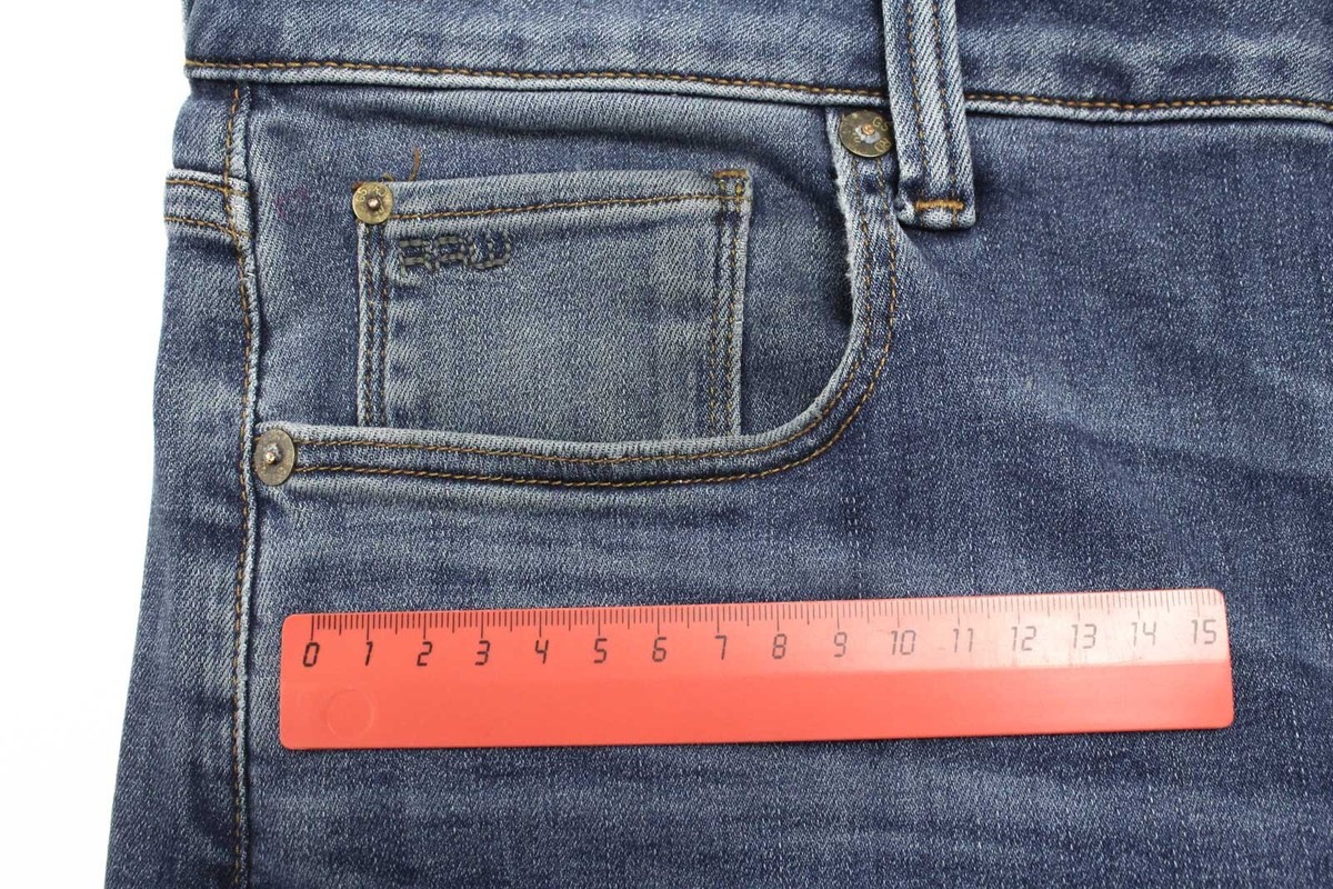 Jean Droit Effilé (tapered) G-STAR 3301 Pour Homme - Taille W30/L36 - Bleu Délavé Avec Whiskers - Occasion Très Bon état